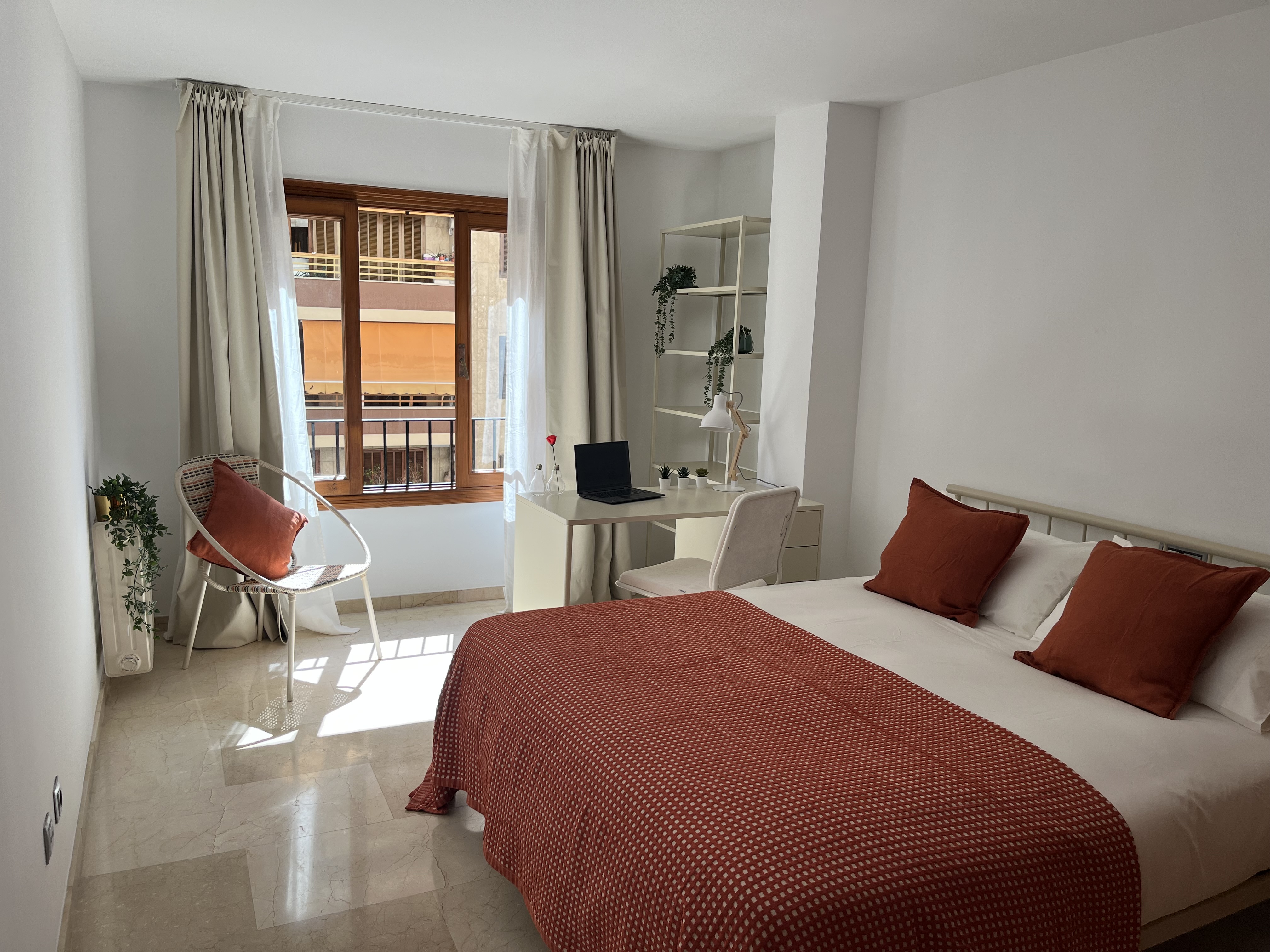 Escolta Room